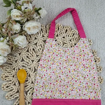 Bavoir élastique motifs liberty